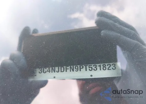 2023 Jeep Compass Latitude Lux Fwd from USA, damaged, VIN 3C4NJDFN9PT531823